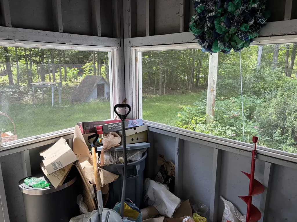 47 Gray Road Barnstead NH 03218