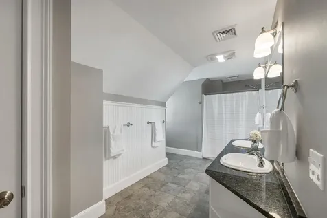 20 Brigham Lane Portsmouth NH 03801