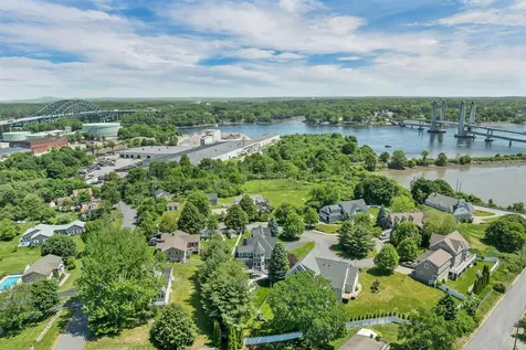 20 Brigham Lane Portsmouth NH 03801