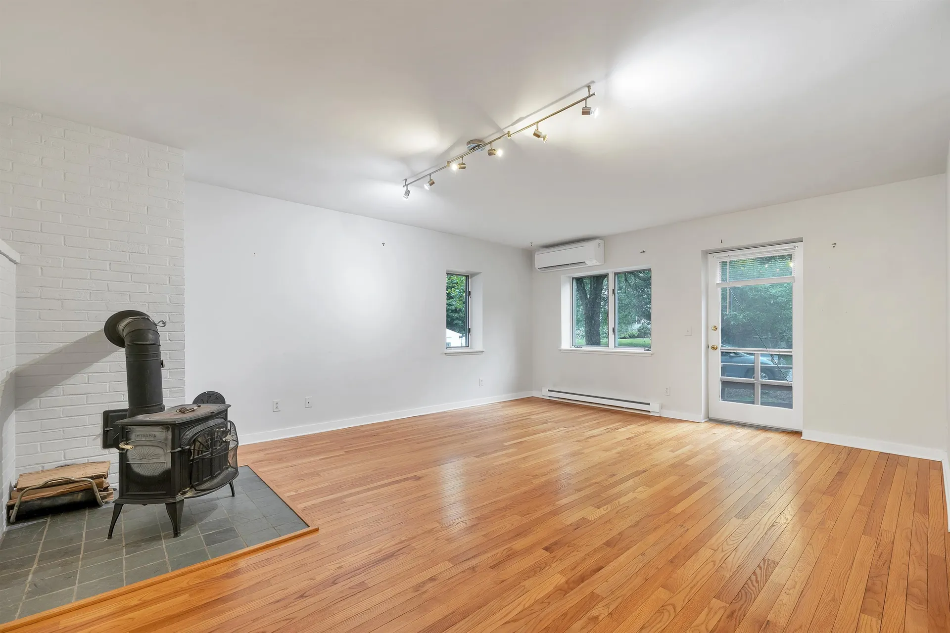 1 Wheelock Wood, Fairview Avenue Hanover NH 03755