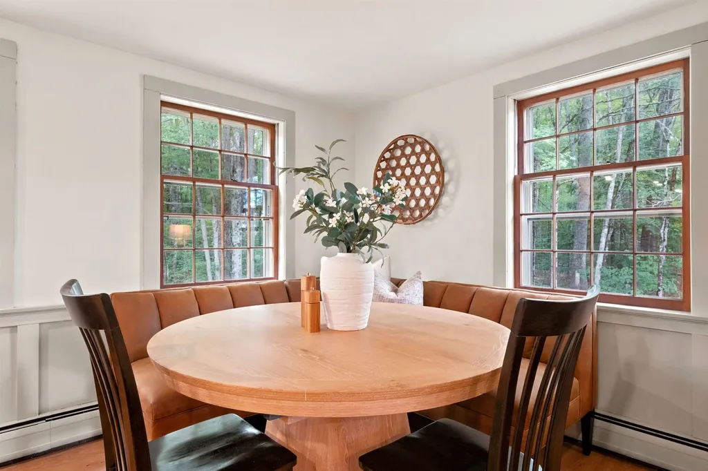 125 Lee Road Moultonborough NH 03254