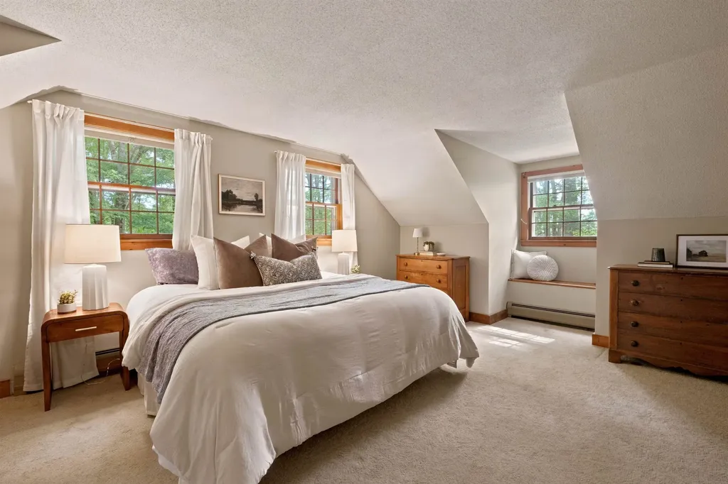 125 Lee Road Moultonborough NH 03254