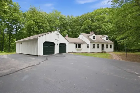 125 Lee Road Moultonborough NH 03254