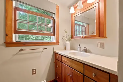 125 Lee Road Moultonborough NH 03254