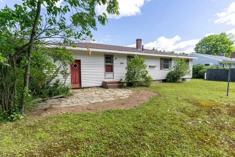 22 Drew Road Somersworth NH 03878