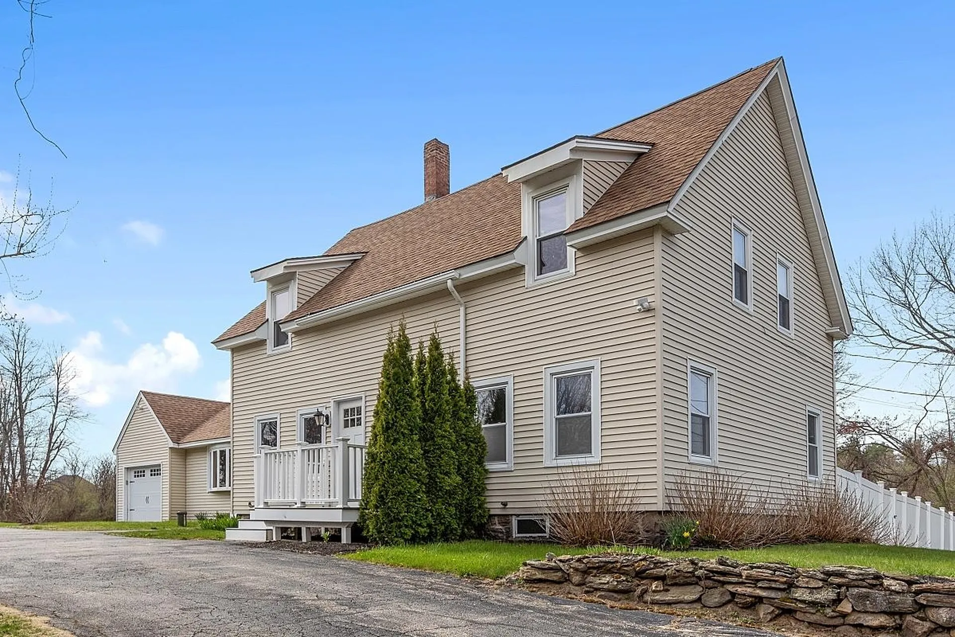 81 N Lowell Road Windham NH 03087