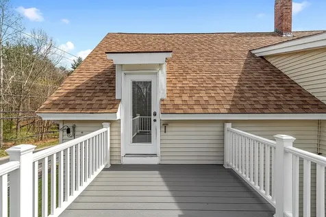 81 N Lowell Road Windham NH 03087
