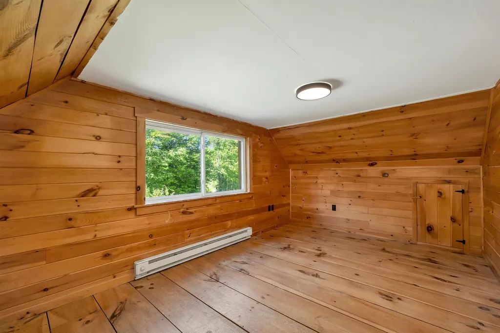 206 Hearse House Road Dorchester NH 03266