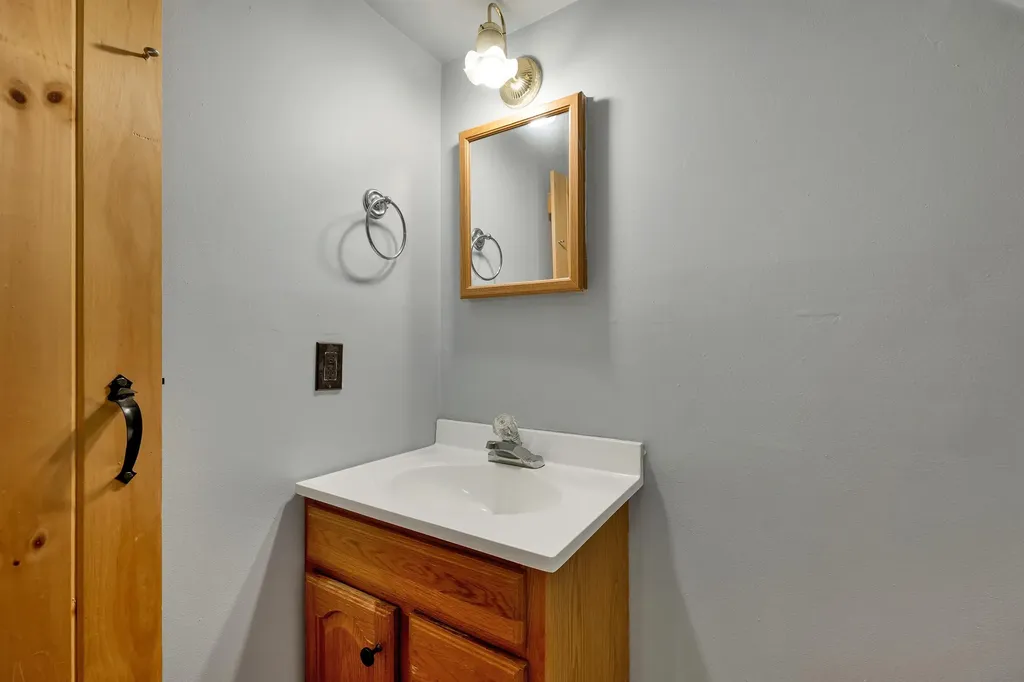 206 Hearse House Road Dorchester NH 03266