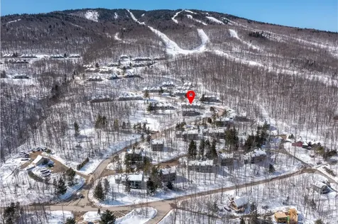97 Okemo Trailside Extension Ludlow VT 05149