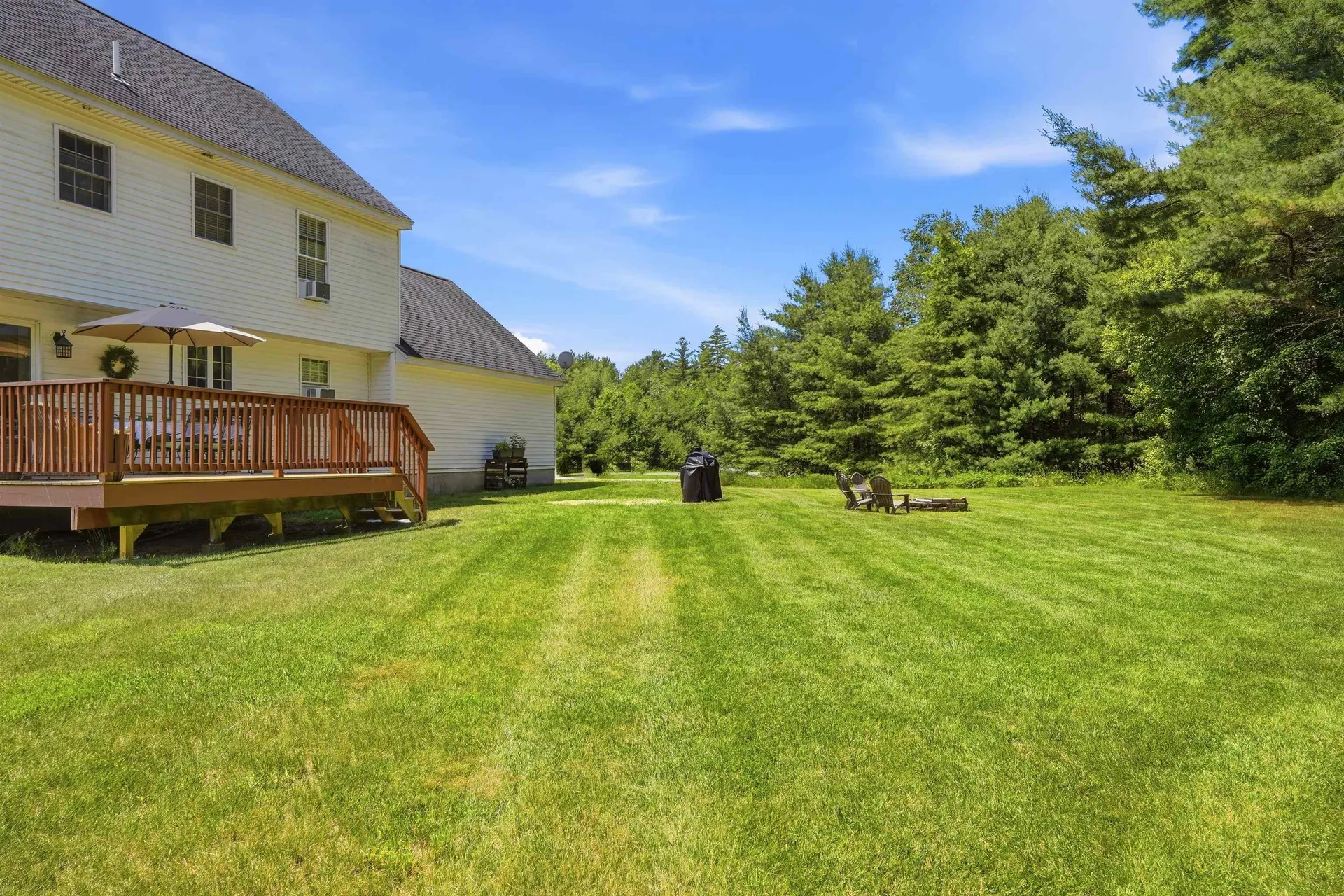 14 Faucher Road Londonderry NH 03053