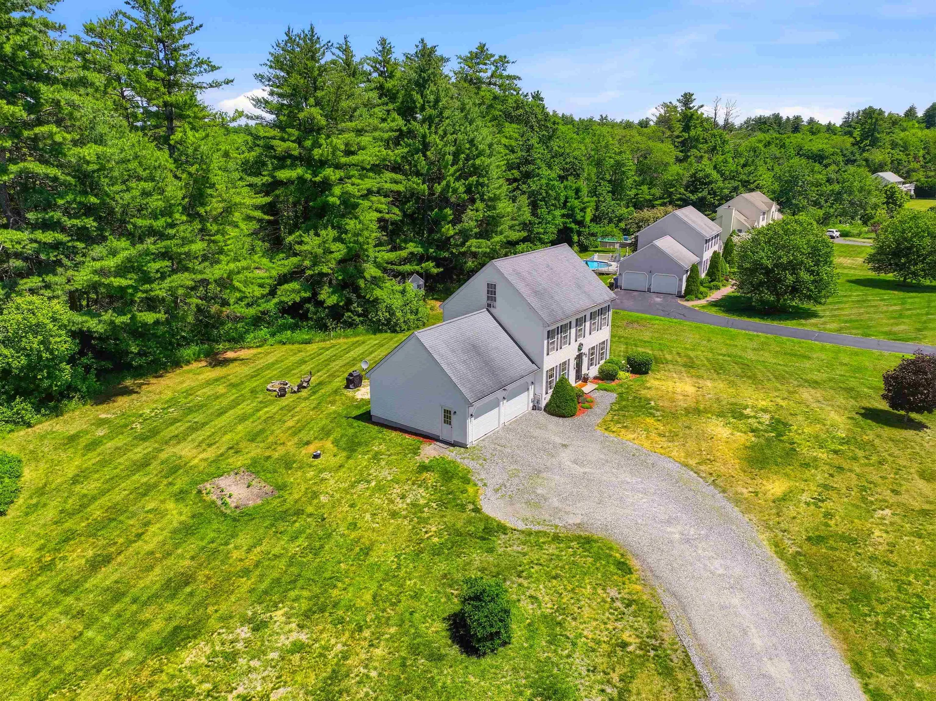 14 Faucher Road Londonderry NH 03053