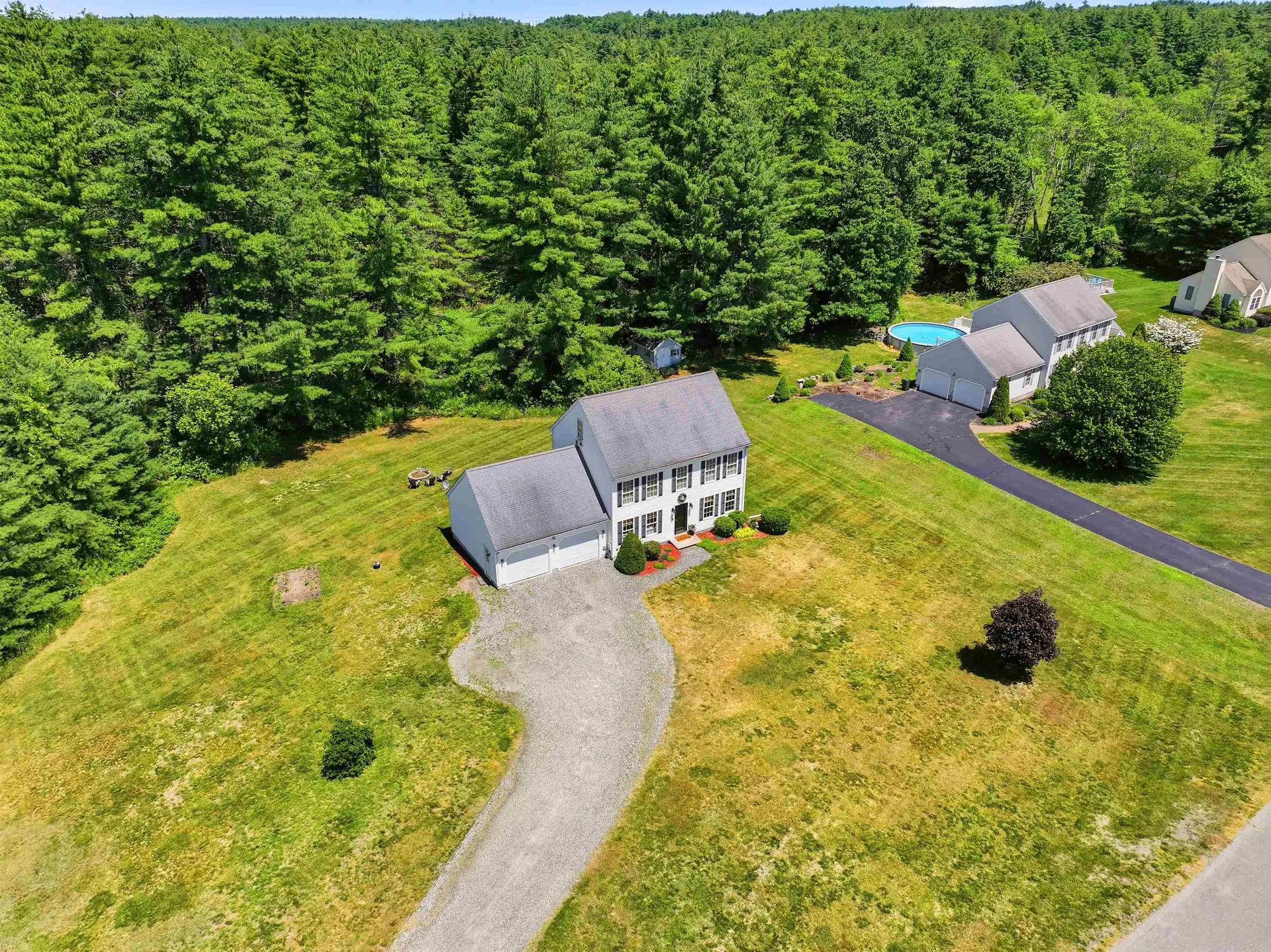 14 Faucher Road Londonderry NH 03053