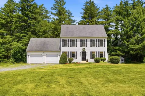 14 Faucher Road Londonderry NH 03053