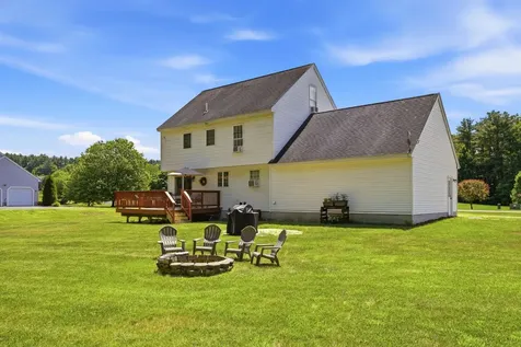 14 Faucher Road Londonderry NH 03053