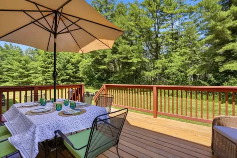 14 Faucher Road Londonderry NH 03053