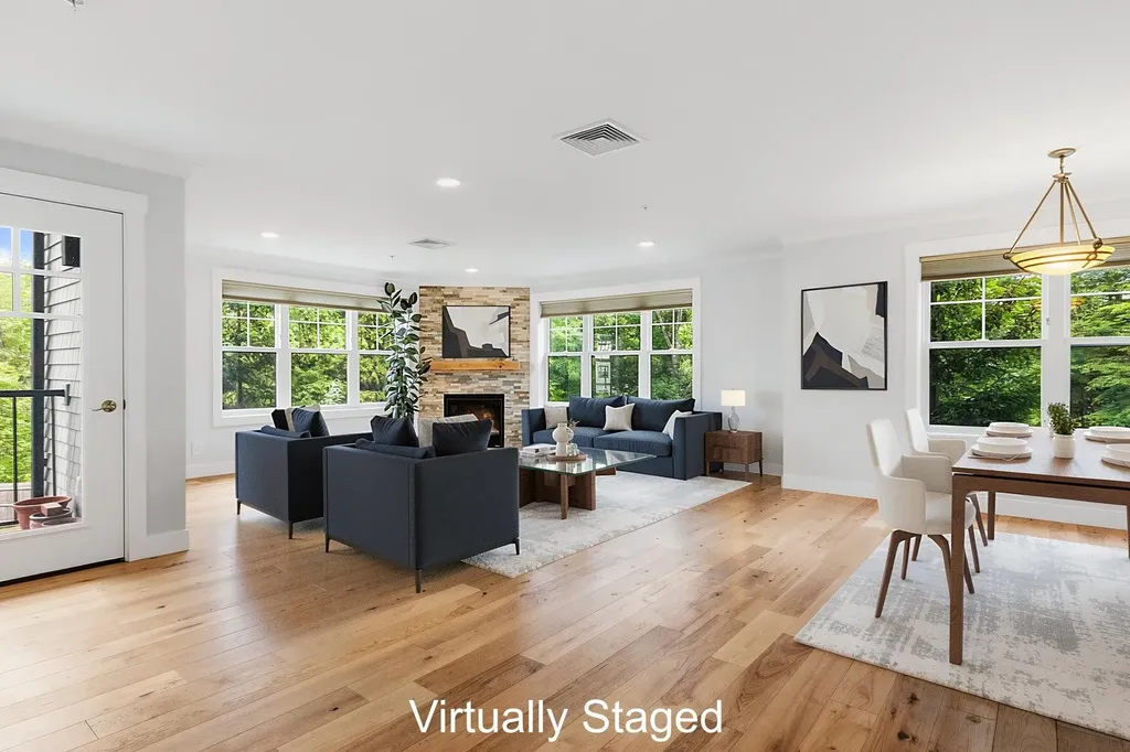 2075 Lafayette Road Portsmouth NH 03801