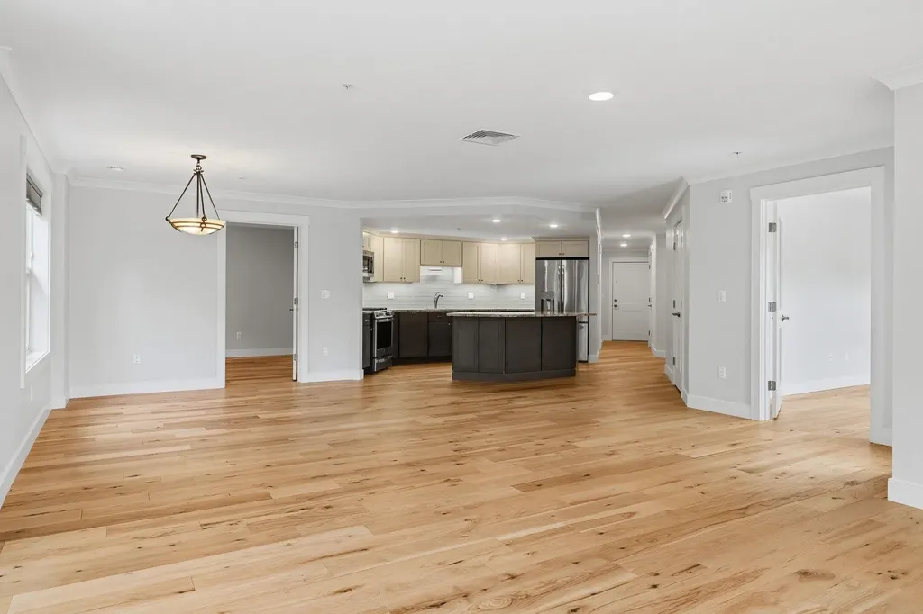 2075 Lafayette Road Portsmouth NH 03801