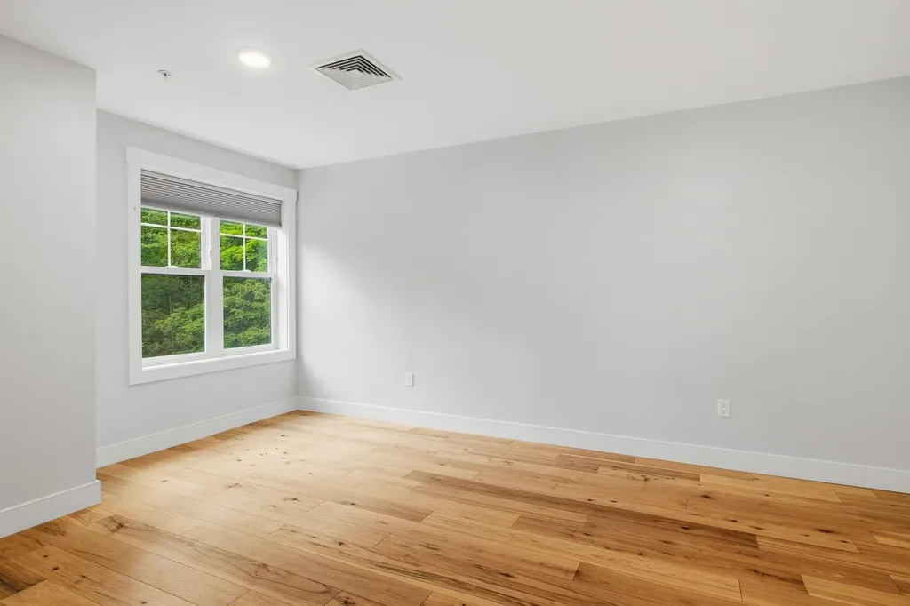 2075 Lafayette Road Portsmouth NH 03801