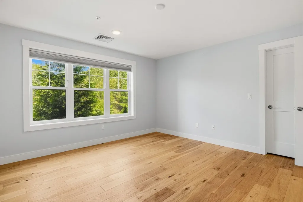 2075 Lafayette Road Portsmouth NH 03801