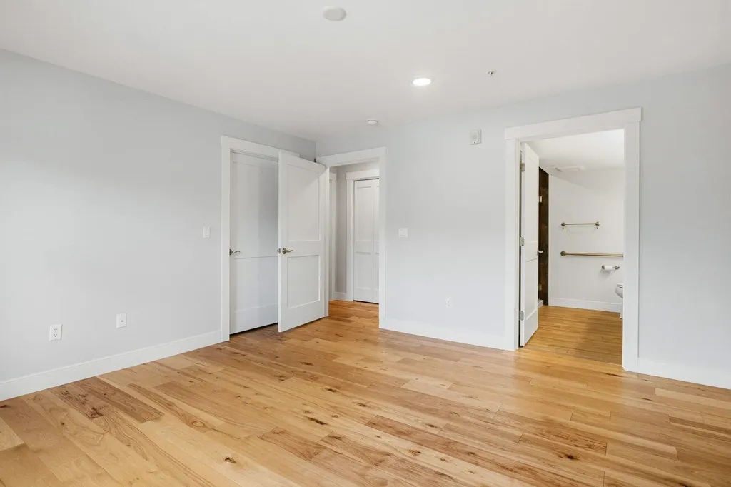 2075 Lafayette Road Portsmouth NH 03801