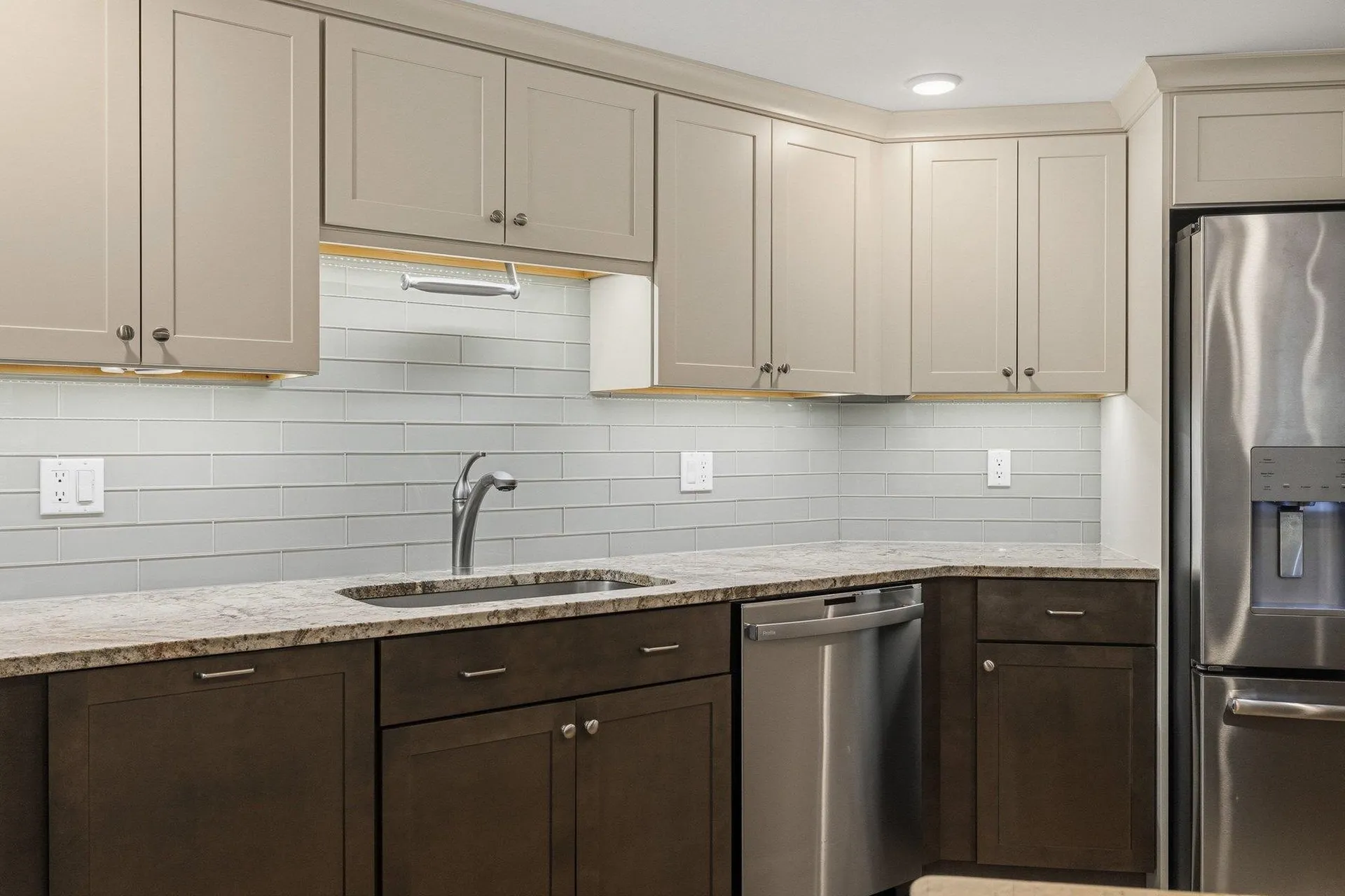 2075 Lafayette Road Portsmouth NH 03801