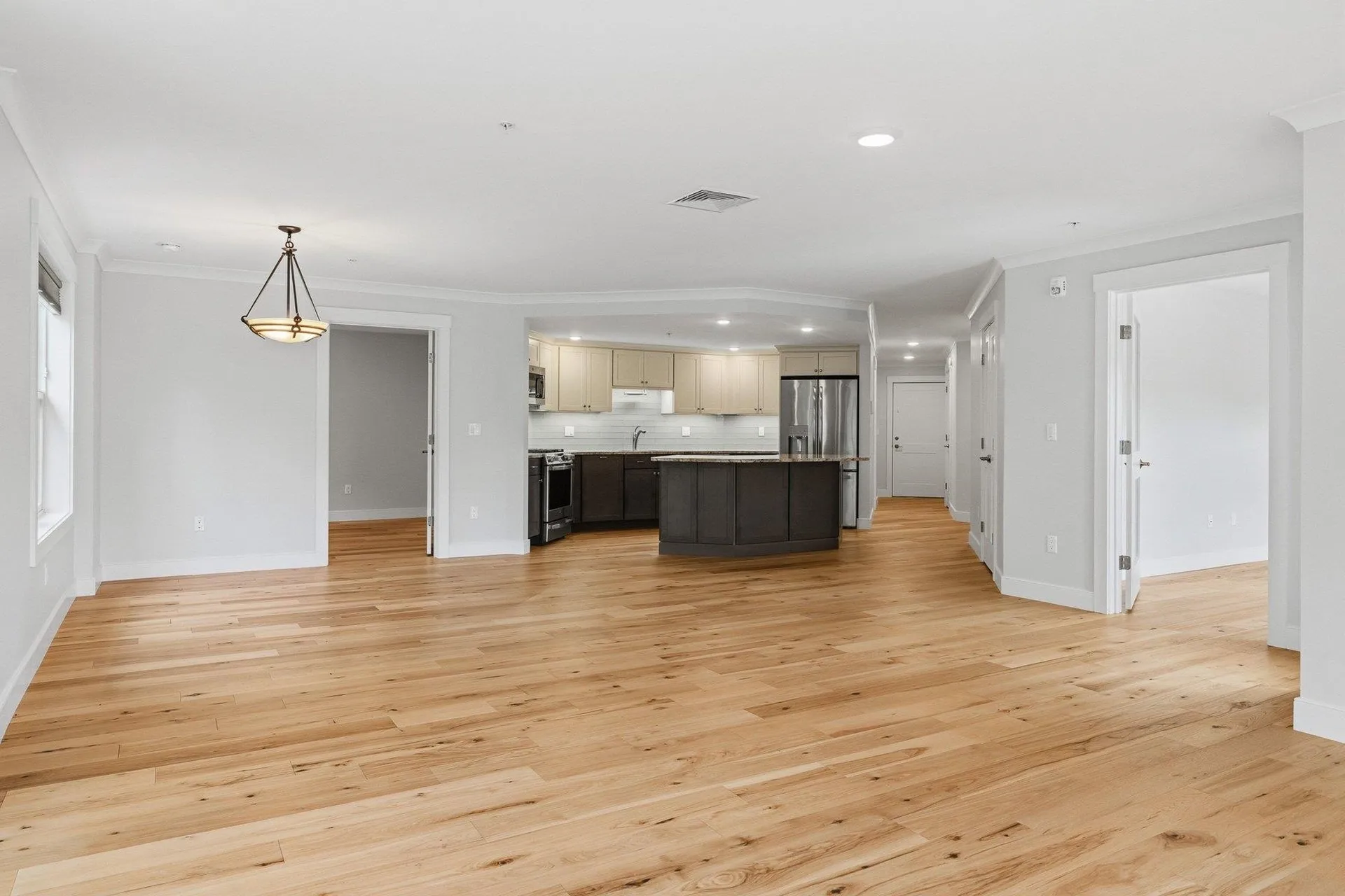 2075 Lafayette Road Portsmouth NH 03801