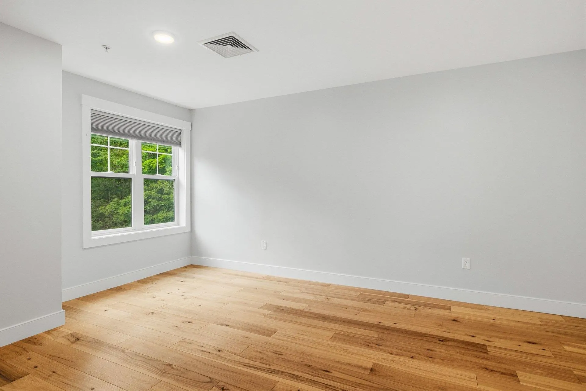 2075 Lafayette Road Portsmouth NH 03801