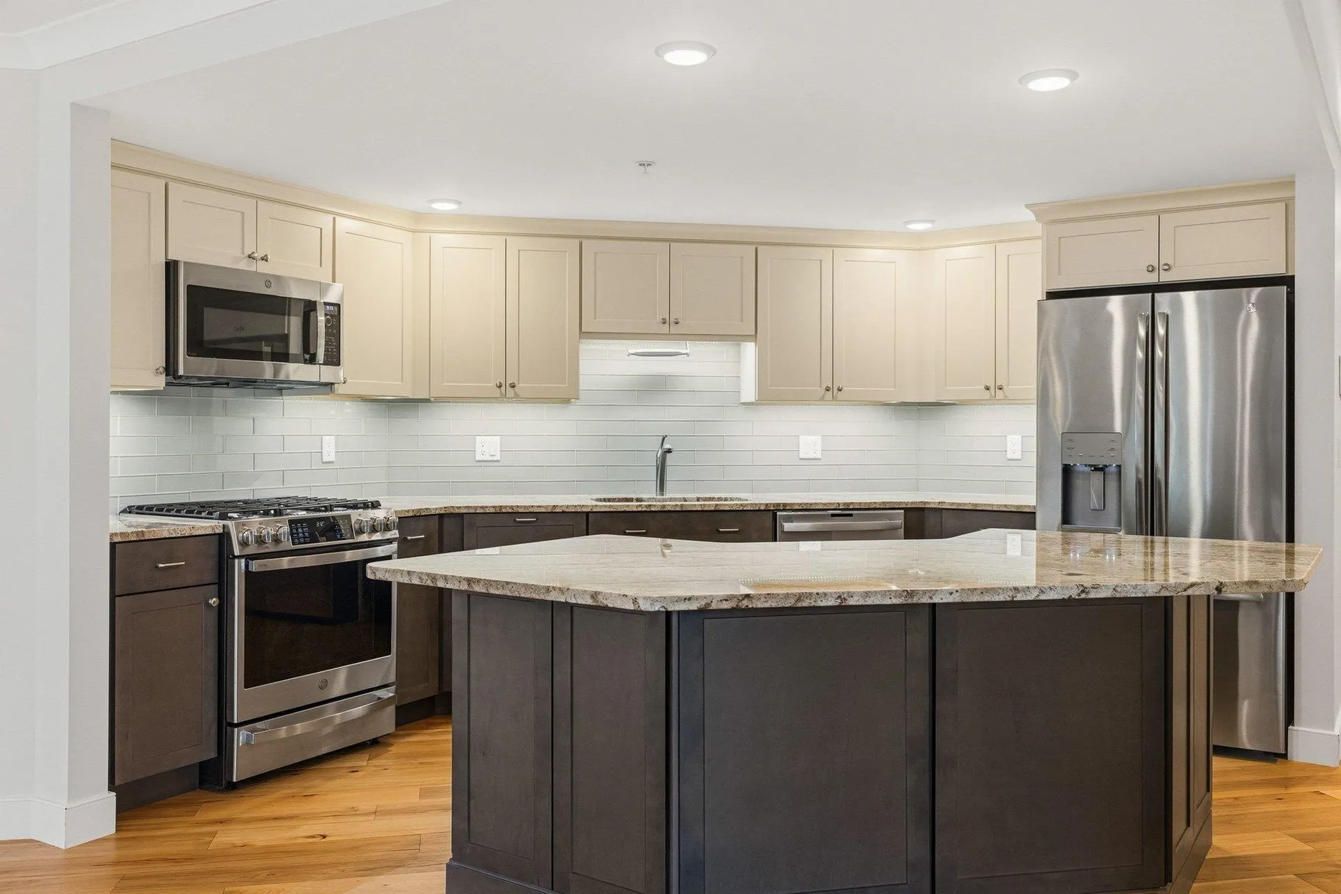 2075 Lafayette Road Portsmouth NH 03801