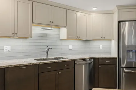 2075 Lafayette Road Portsmouth NH 03801
