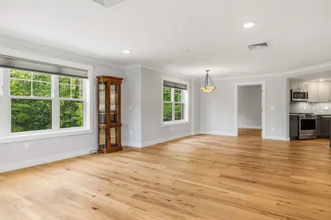 2075 Lafayette Road Portsmouth NH 03801