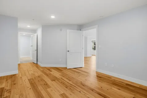 2075 Lafayette Road Portsmouth NH 03801