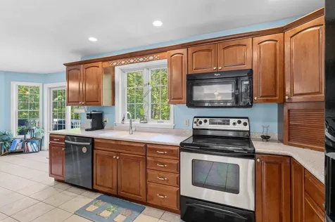 17 Stanley Pond Drive Rochester NH 03839