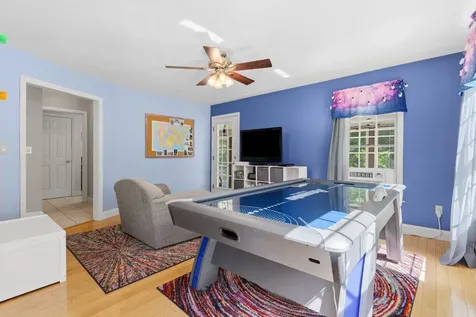 17 Stanley Pond Drive Rochester NH 03839