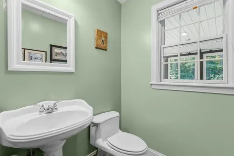 17 Stanley Pond Drive Rochester NH 03839