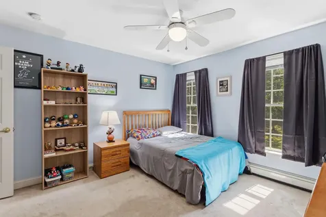 17 Stanley Pond Drive Rochester NH 03839