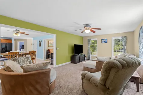 17 Stanley Pond Drive Rochester NH 03839