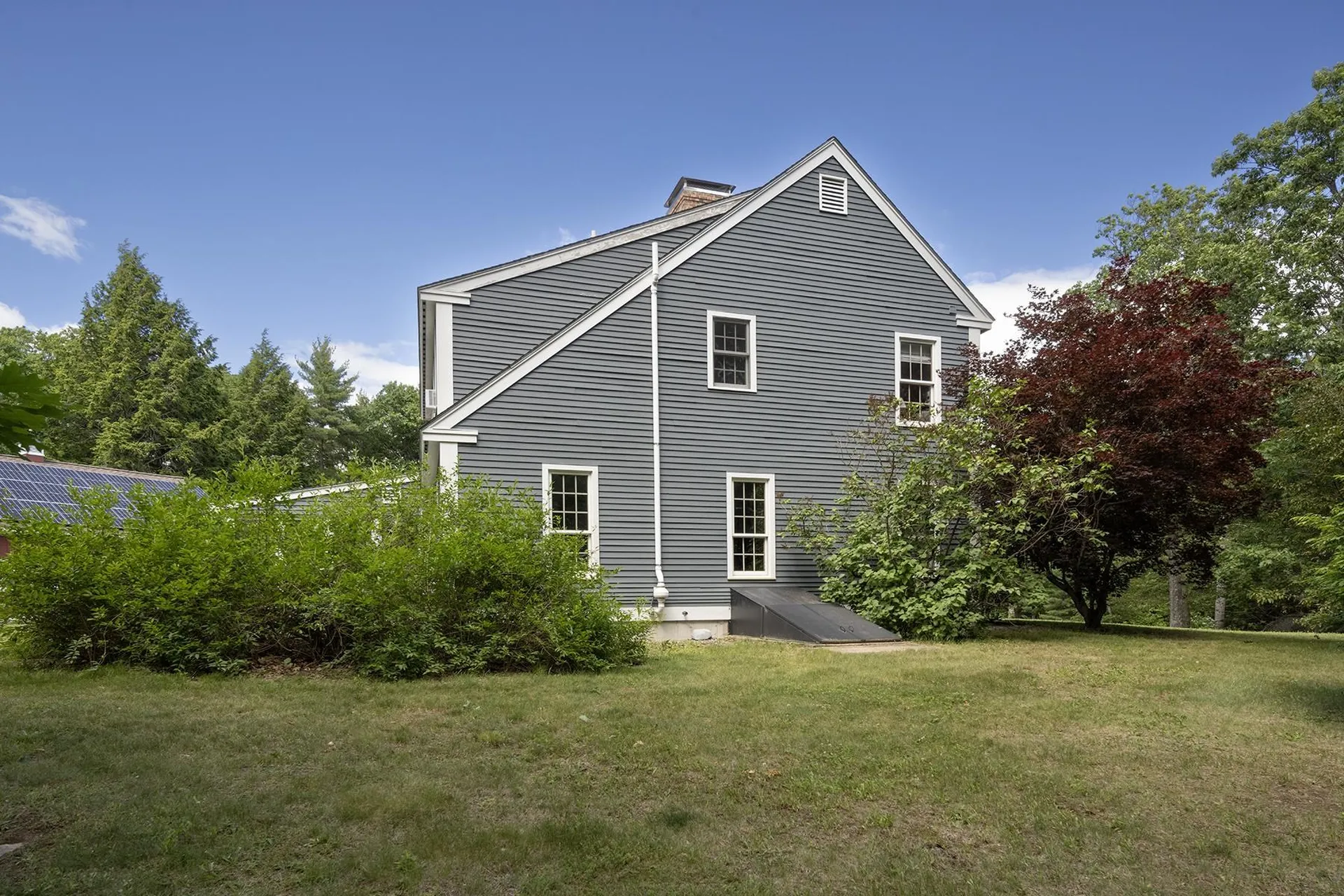 28 Mathews Road Henniker NH 03242