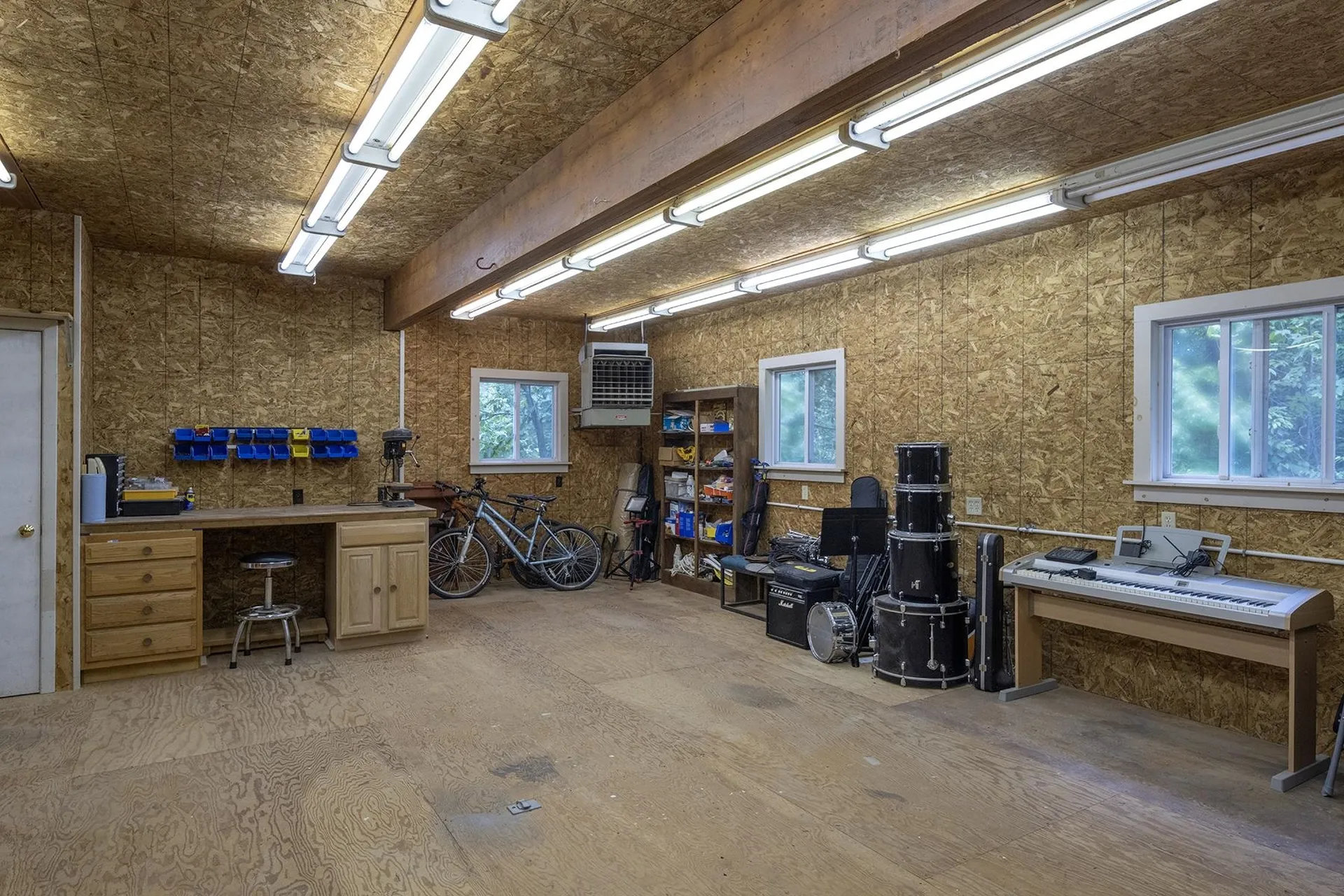28 Mathews Road Henniker NH 03242