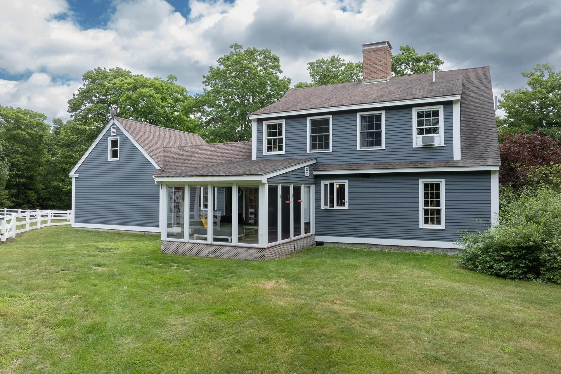 28 Mathews Road Henniker NH 03242