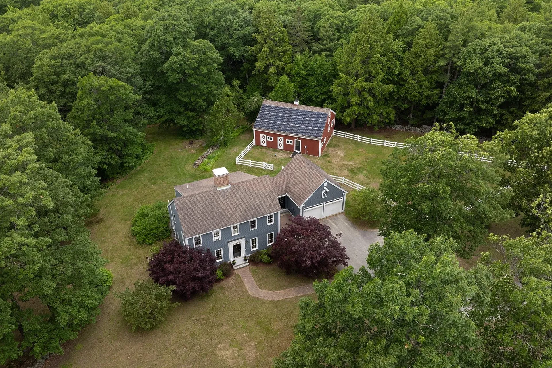 28 Mathews Road Henniker NH 03242