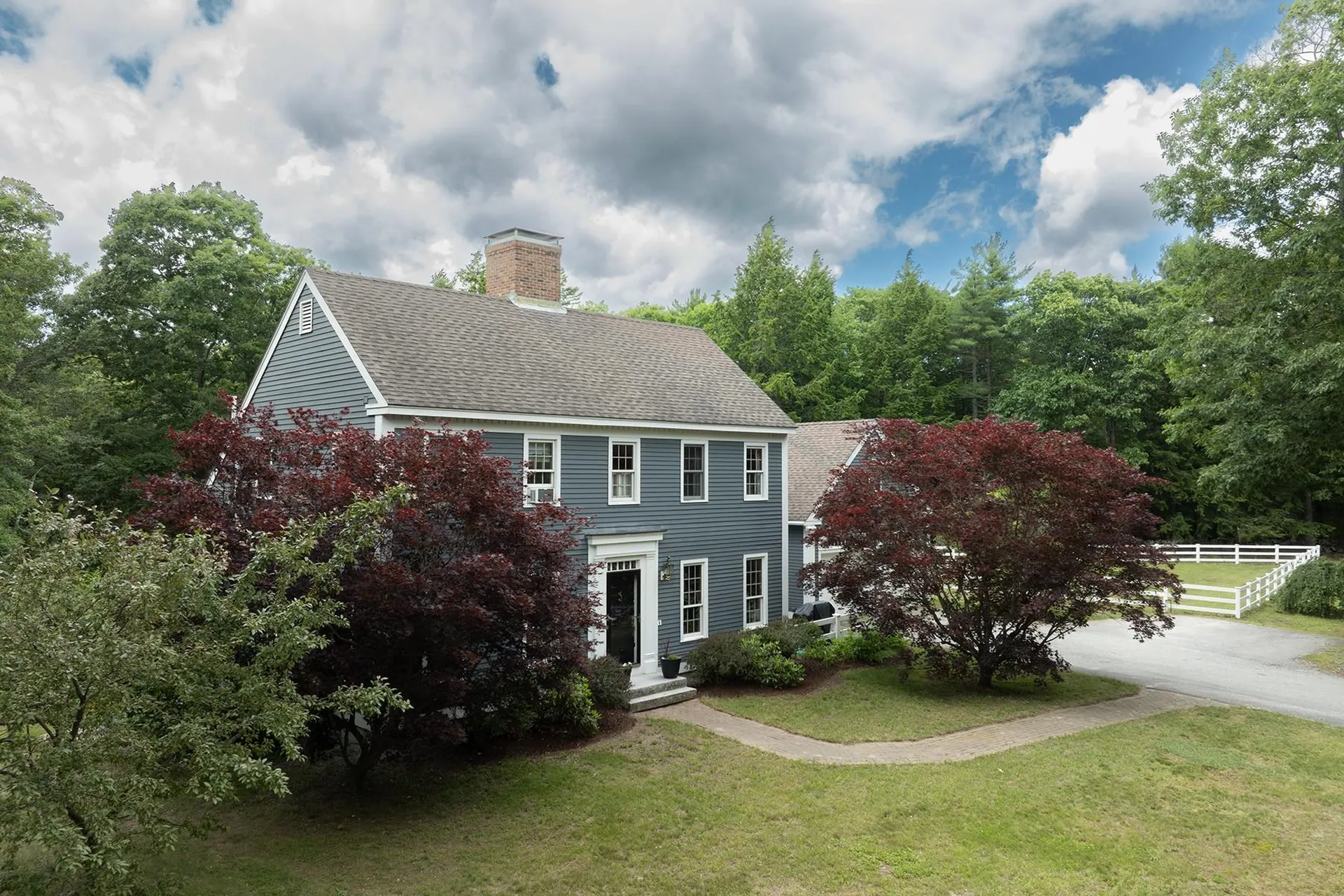 28 Mathews Road Henniker NH 03242