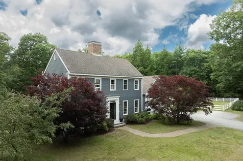 28 Mathews Road Henniker NH 03242
