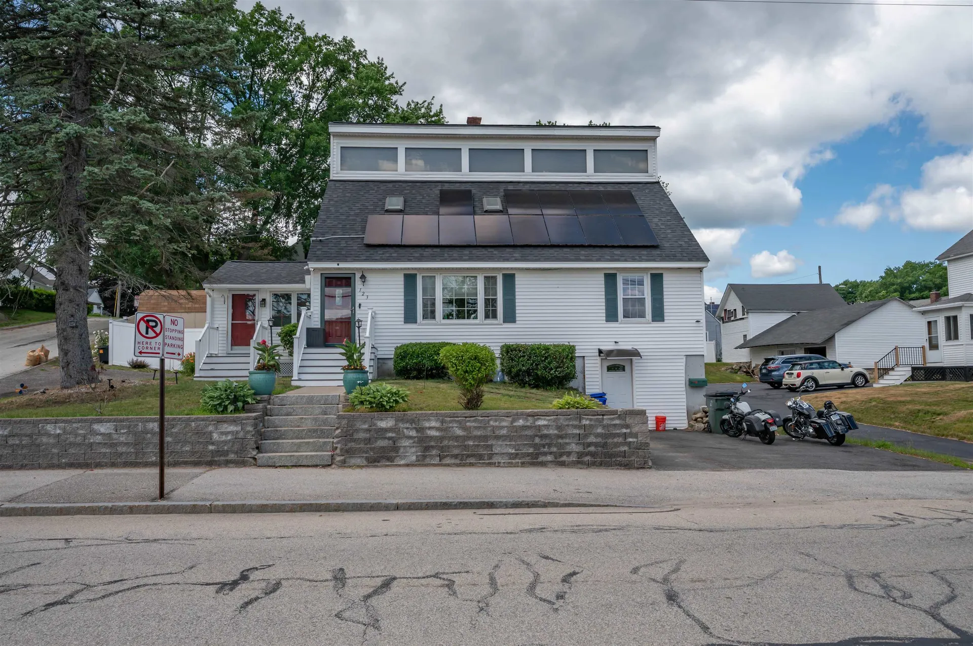 123 S. Jewett Street Manchester NH 03103