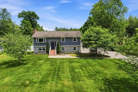 5 Berkley Street Merrimack NH 03054