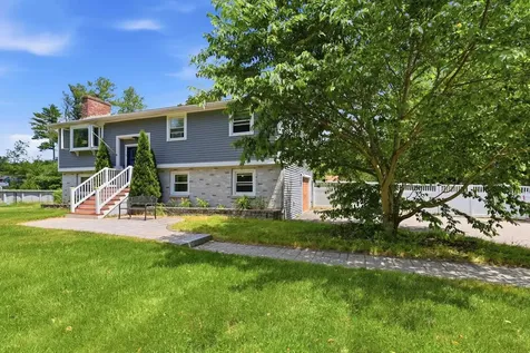 5 Berkley Street Merrimack NH 03054
