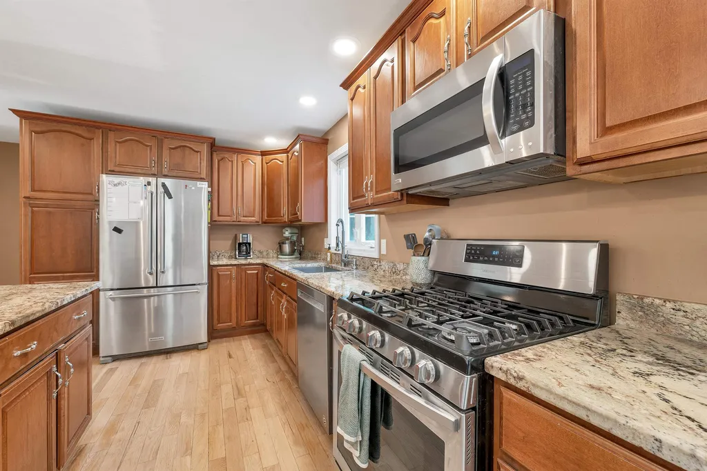 58 Blueberry Lane Gilmanton NH 03837-4502