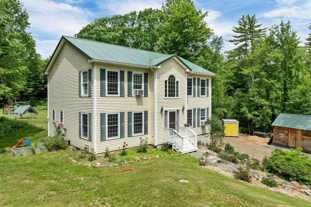 58 Blueberry Lane Gilmanton NH 03837-4502