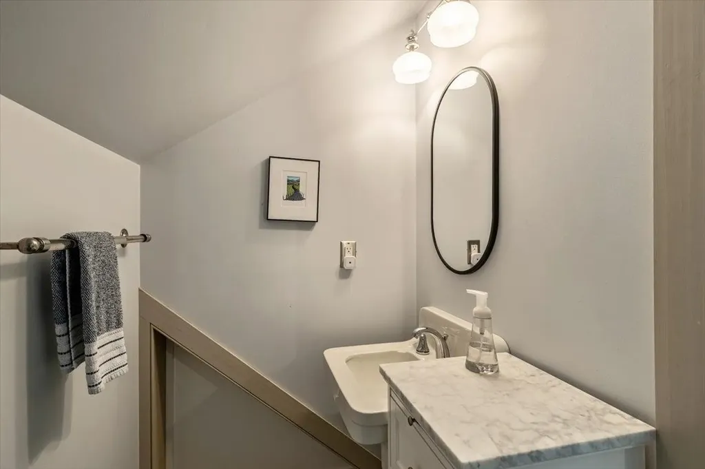 4780 Mountain Road Stowe VT 05672