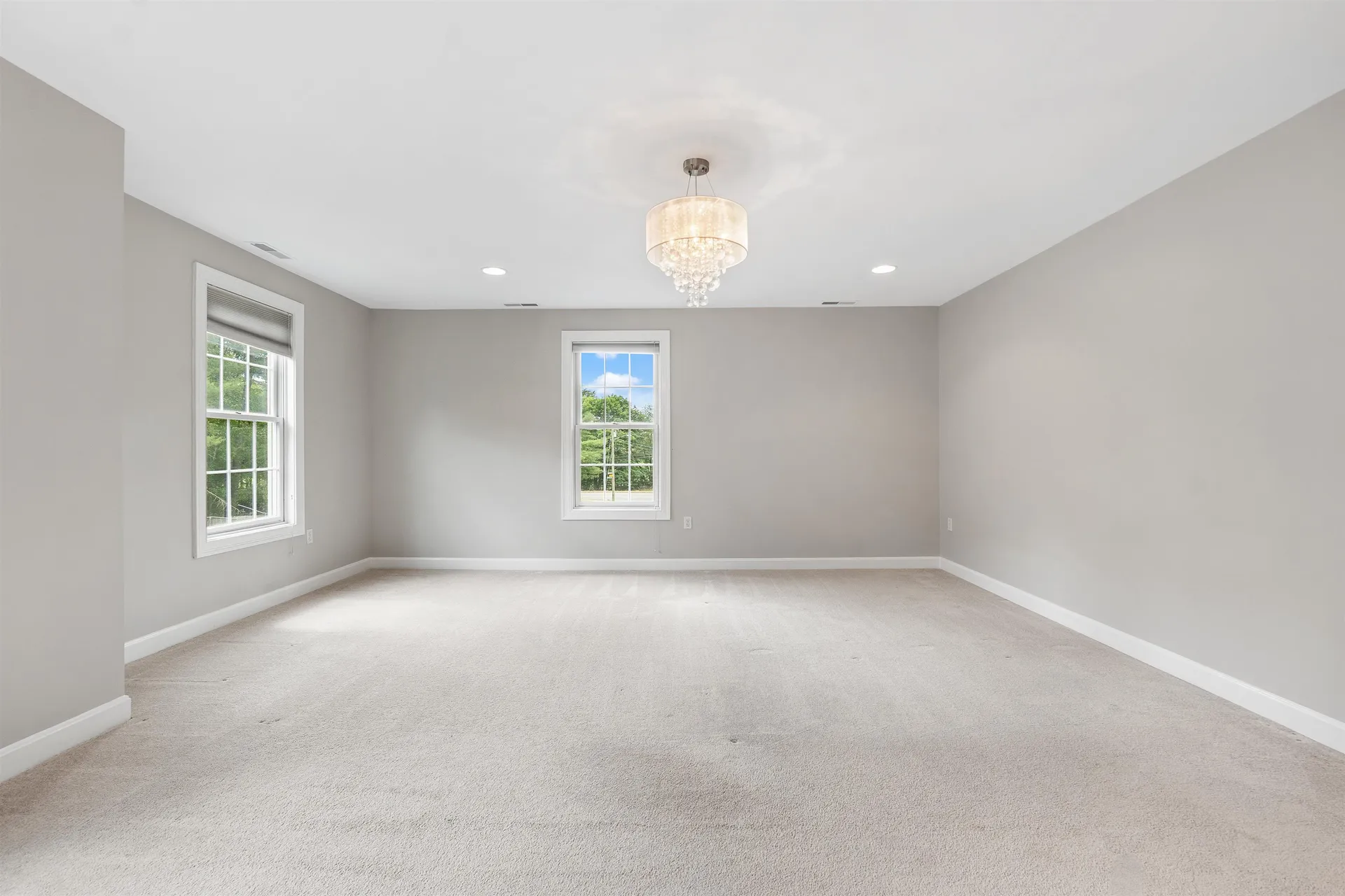271 Merritt Nyberg Lane Manchester NH 03104